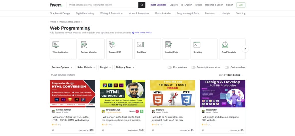 Une section de Fiverr qui promeut les services de développement web en freelance.