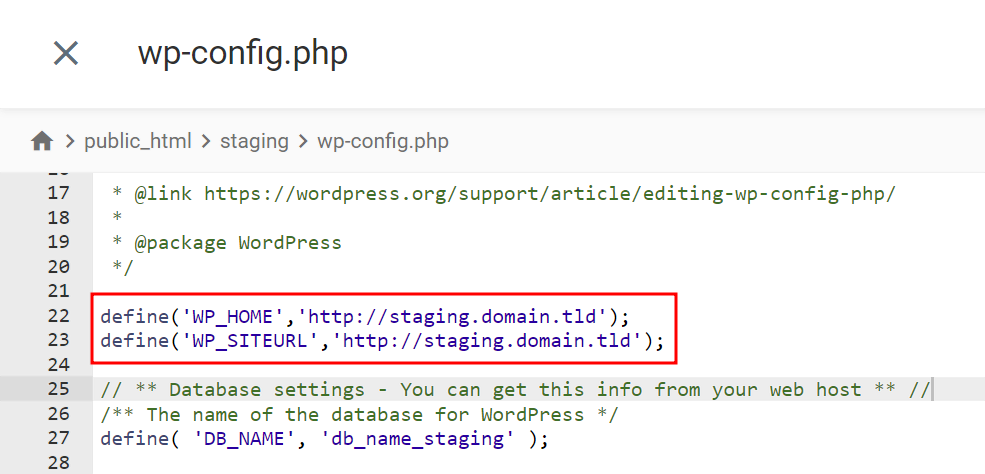 Le contenu du fichier wp-config.php, mettant en évidence la syntaxe pour définir l'URL du site de staging