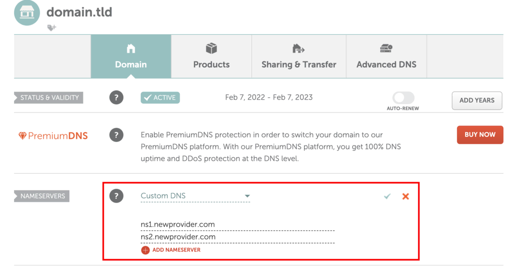 La section Domaine sur le site web de Namecheap. La section Custom DNS est mise en évidence 